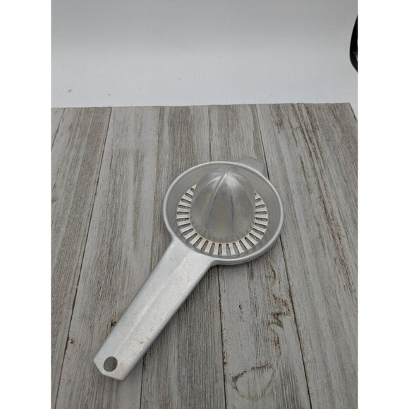 Vintage Foley #3 Hand Held Juicer Reamer Metal aluminum 8 1/4" - Picture 1 of 7